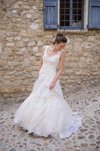 Robe de mariage avec l'expérience de Souffle de Soie - Creation - Salon de mariage à Pérouges - Souffle de Soie